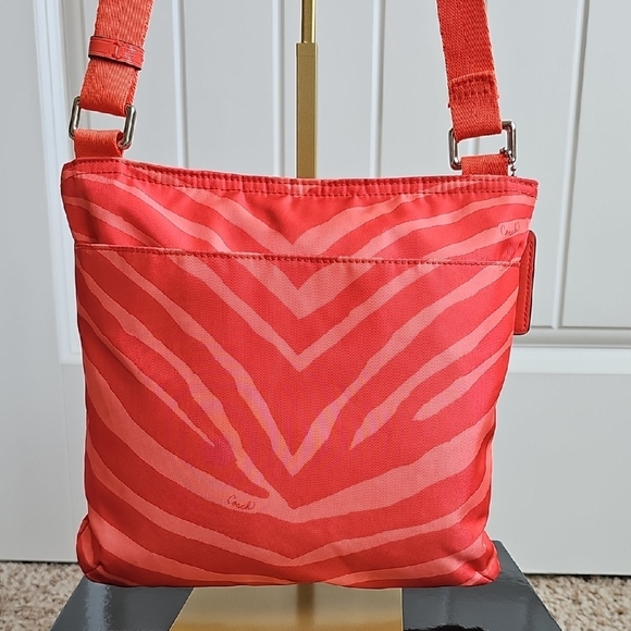 Coach 2013 Getaway Zebra Print File Bag And Pouch Bundle - Picture 5 of 12